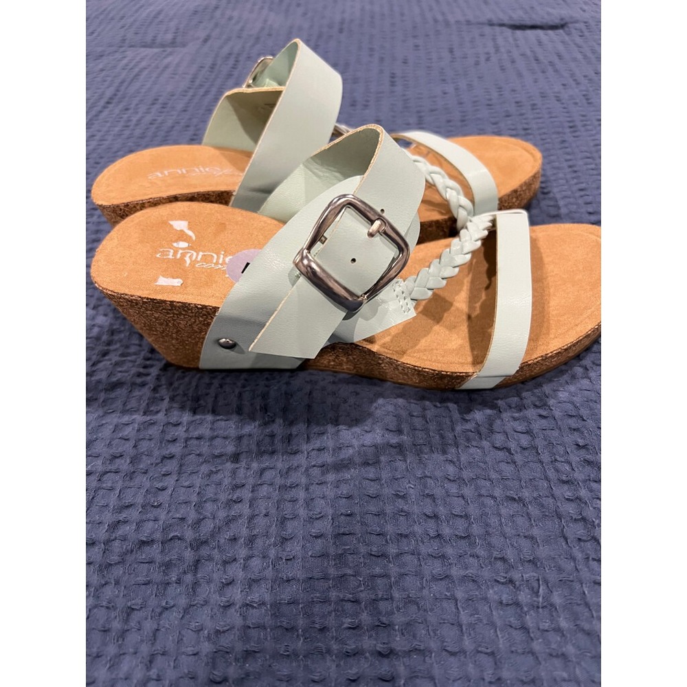 Annie Comfort wedged sandals teal color size 8.5 women NWT